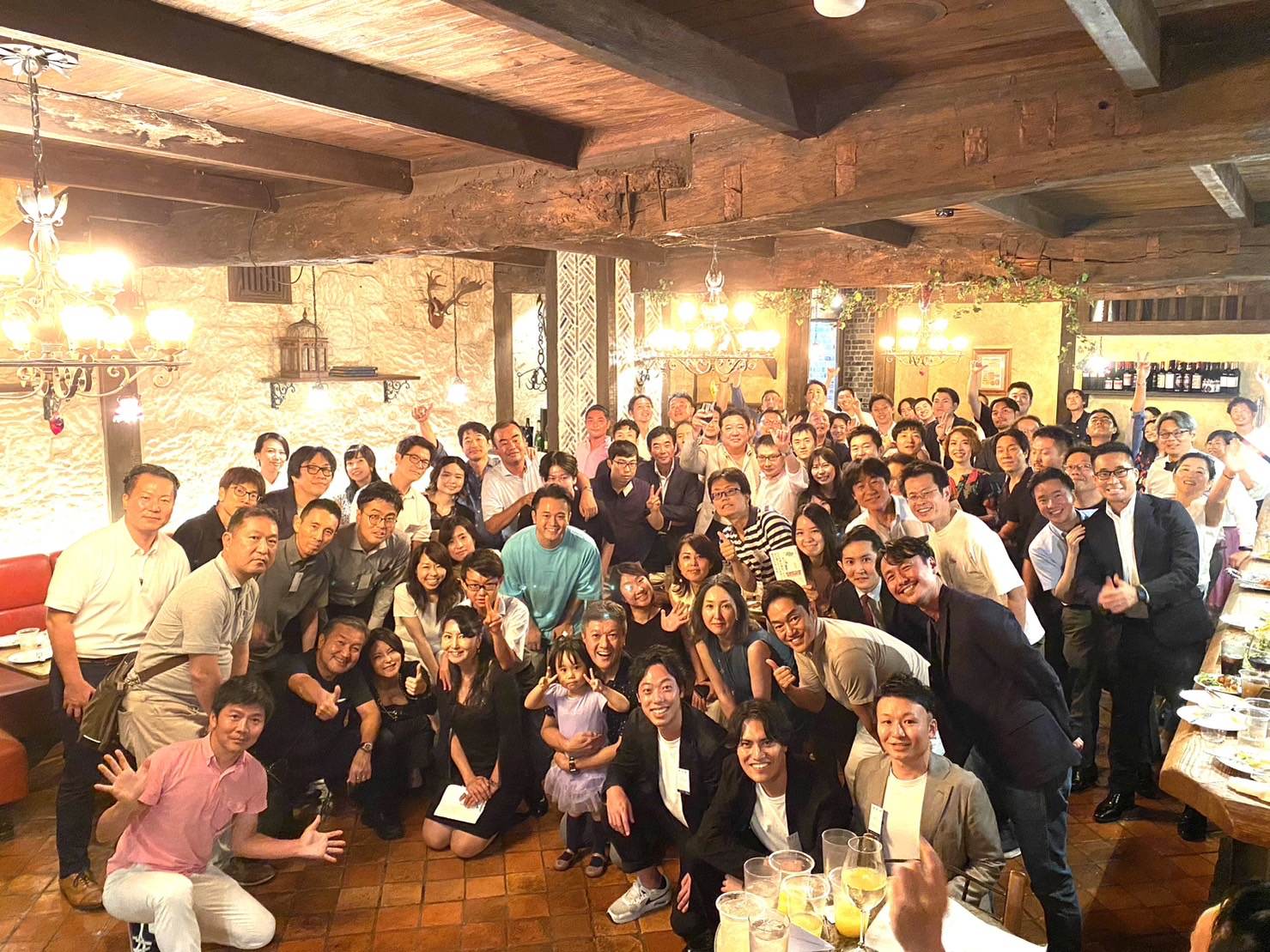 ジャパンビジネスラボ＆我究館、創業３０周年を卒業生の皆様と華やかにお祝いしました！